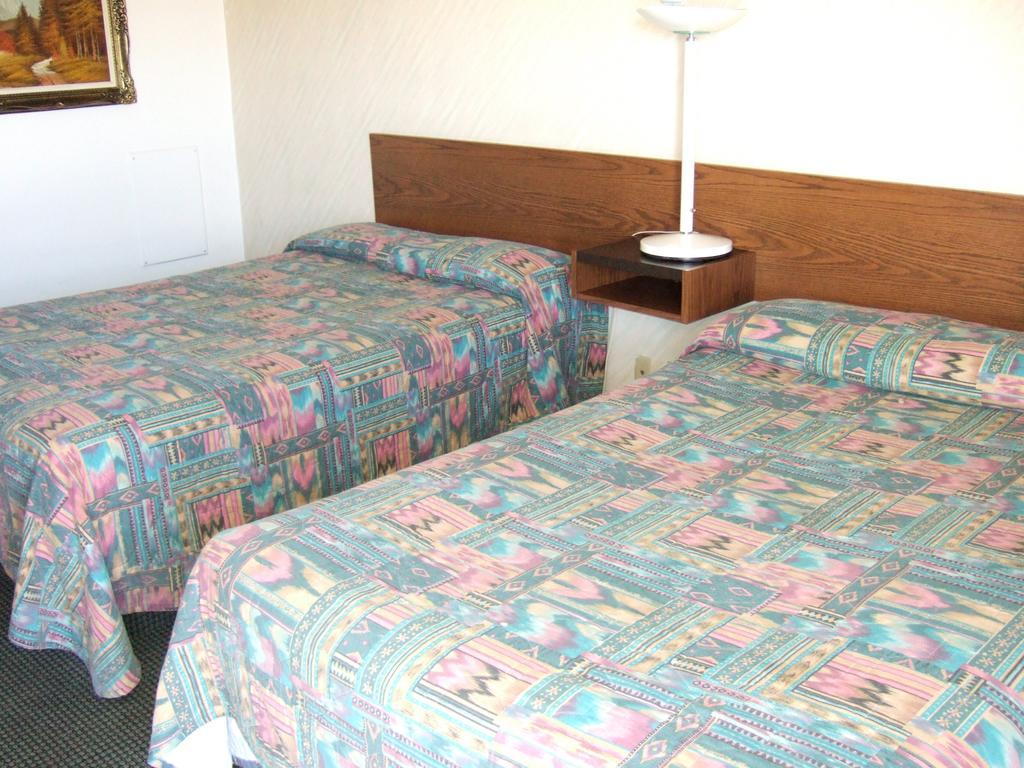 Wild Rose Inn Vegreville Rum bild