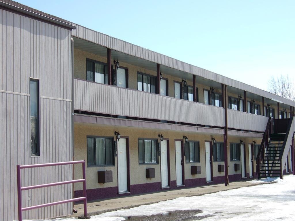 Wild Rose Inn Vegreville Exteriör bild